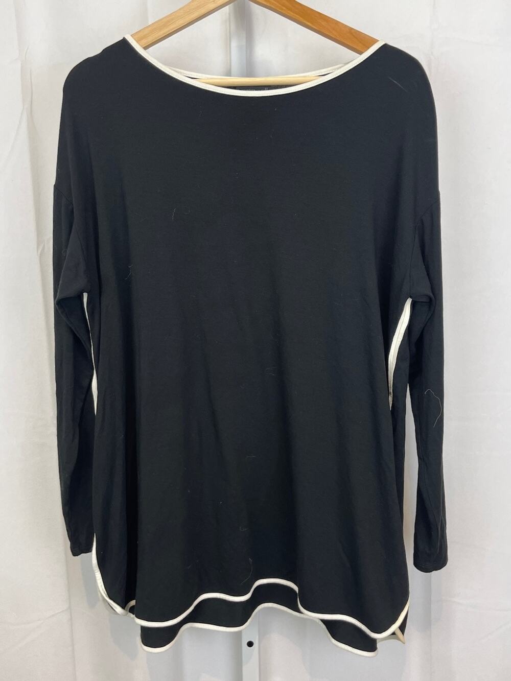 J. JILL Wearever Petite L PL Piped Ballet Neck Long Sleeve Tunic Top Black White